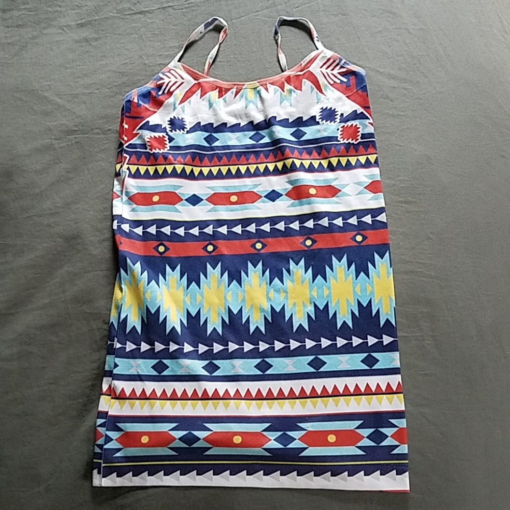 Stretchy spaghetti strap tank top
